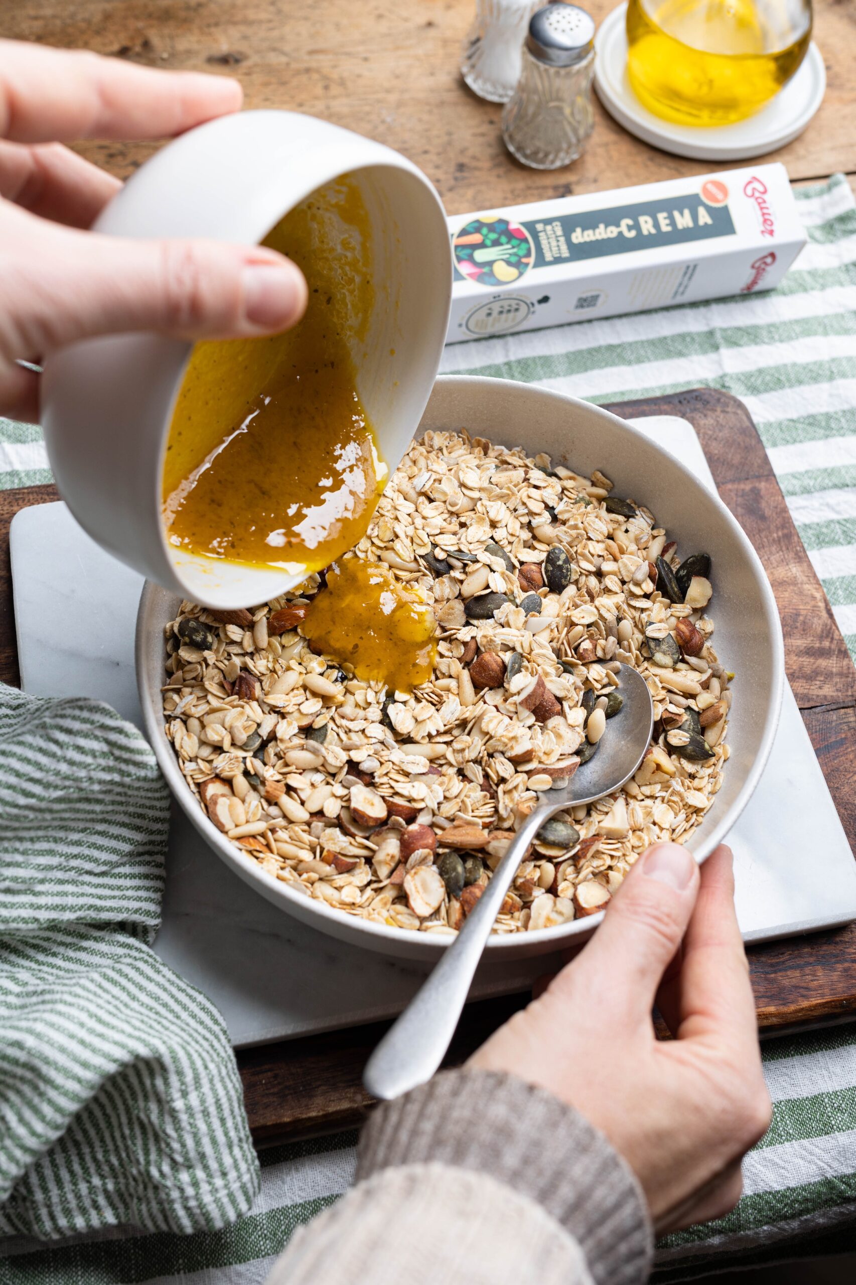 Granola salata per zuppe e insalate