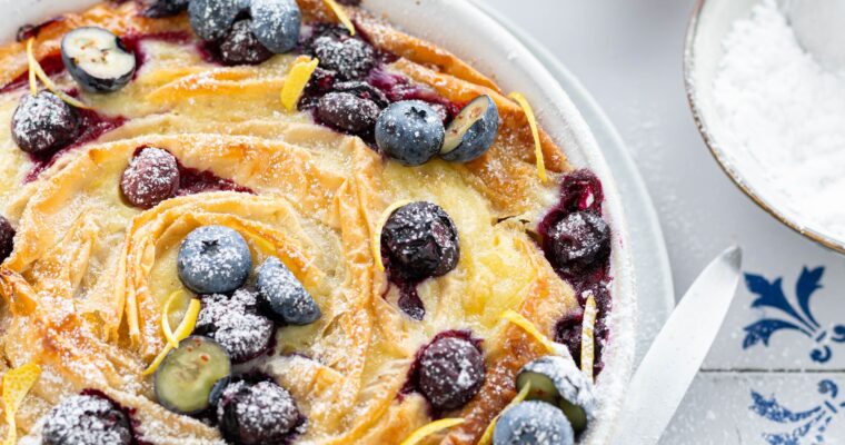 Torta greca mirtilli e limone